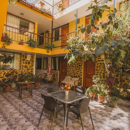 Intitambo Hotel Ollantaytambo Buitenkant foto